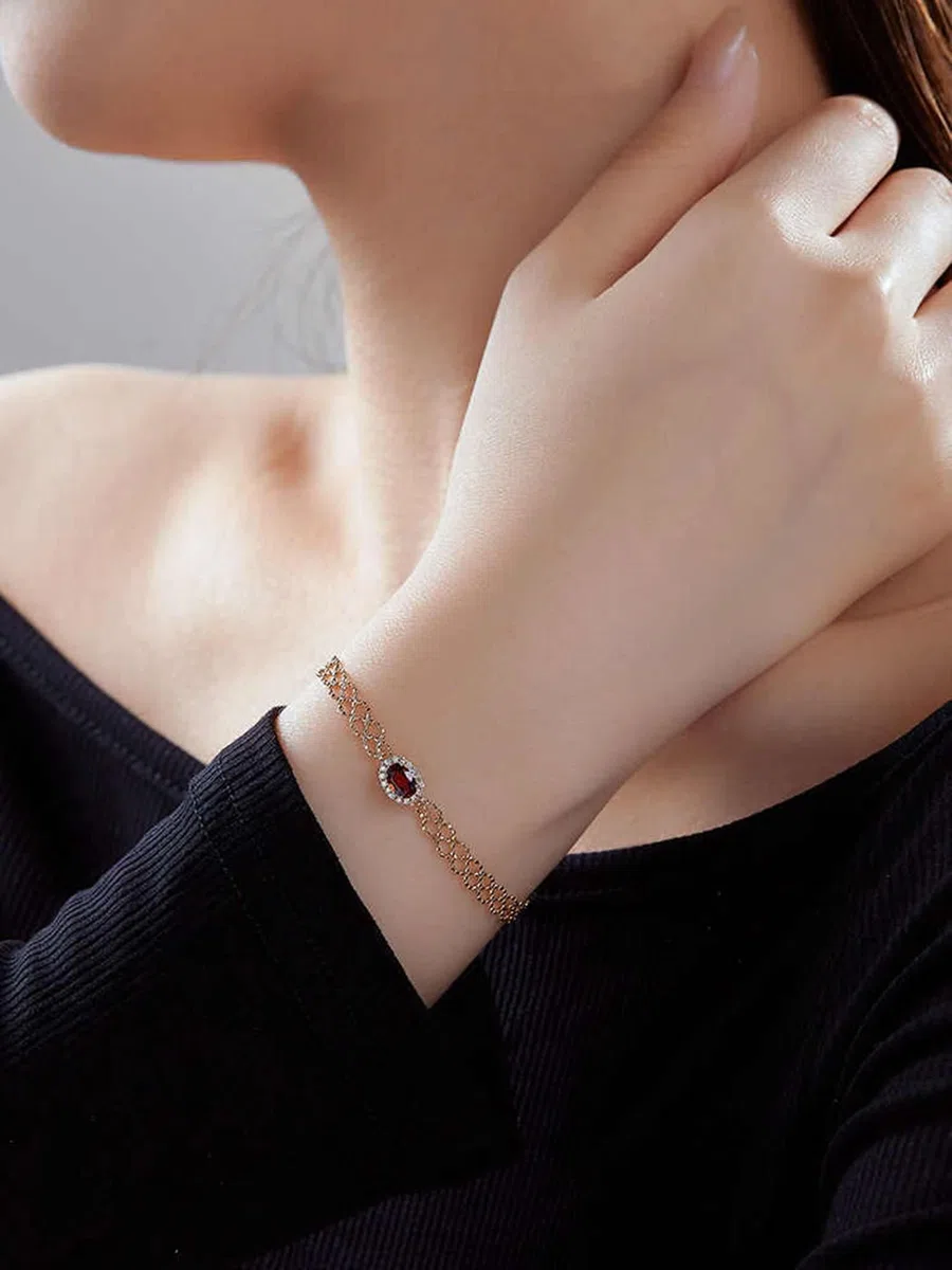 Bracciale Oro 9K / 14K / 18K Donna, Incavo e Ovale con Granato da 0,6 ct e Diamante da 0,1 ct, Regolabile 16 CM + 5 CM, Bracciale Oro Donna