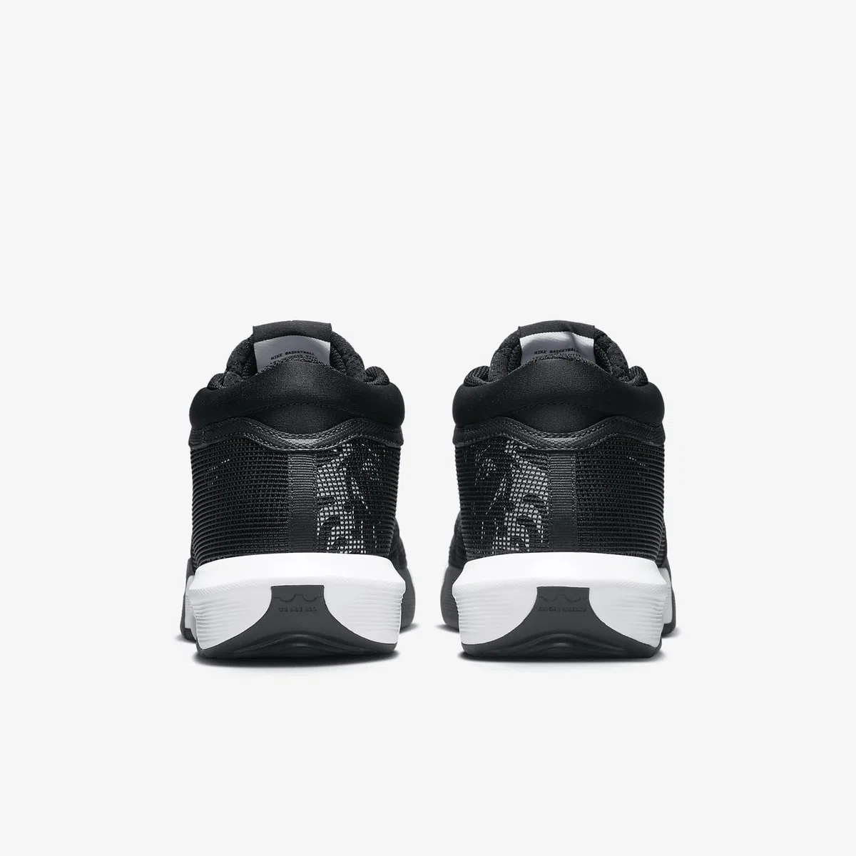 Nike Lebron Witness VIII TB (FB9944-002, Nero/Bianco-Nero)