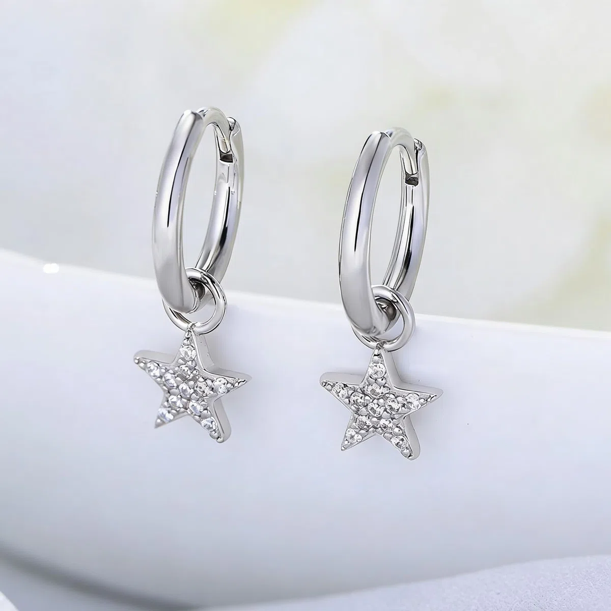 Orecchini a cerchio da donna in oro bianco 9 carati, moissanite pendente stella Huggie oro AU375